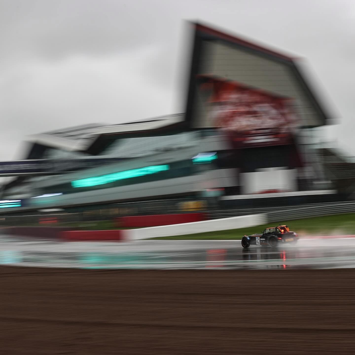 Wet racing!